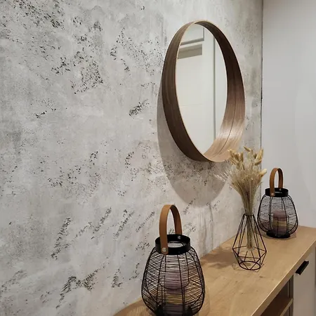 Hera Apartment *